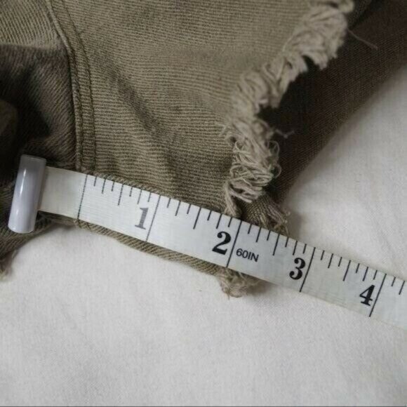 Olive Green Jean Shorts Cut offs Size M By Love Tree - Picture 8 of 8